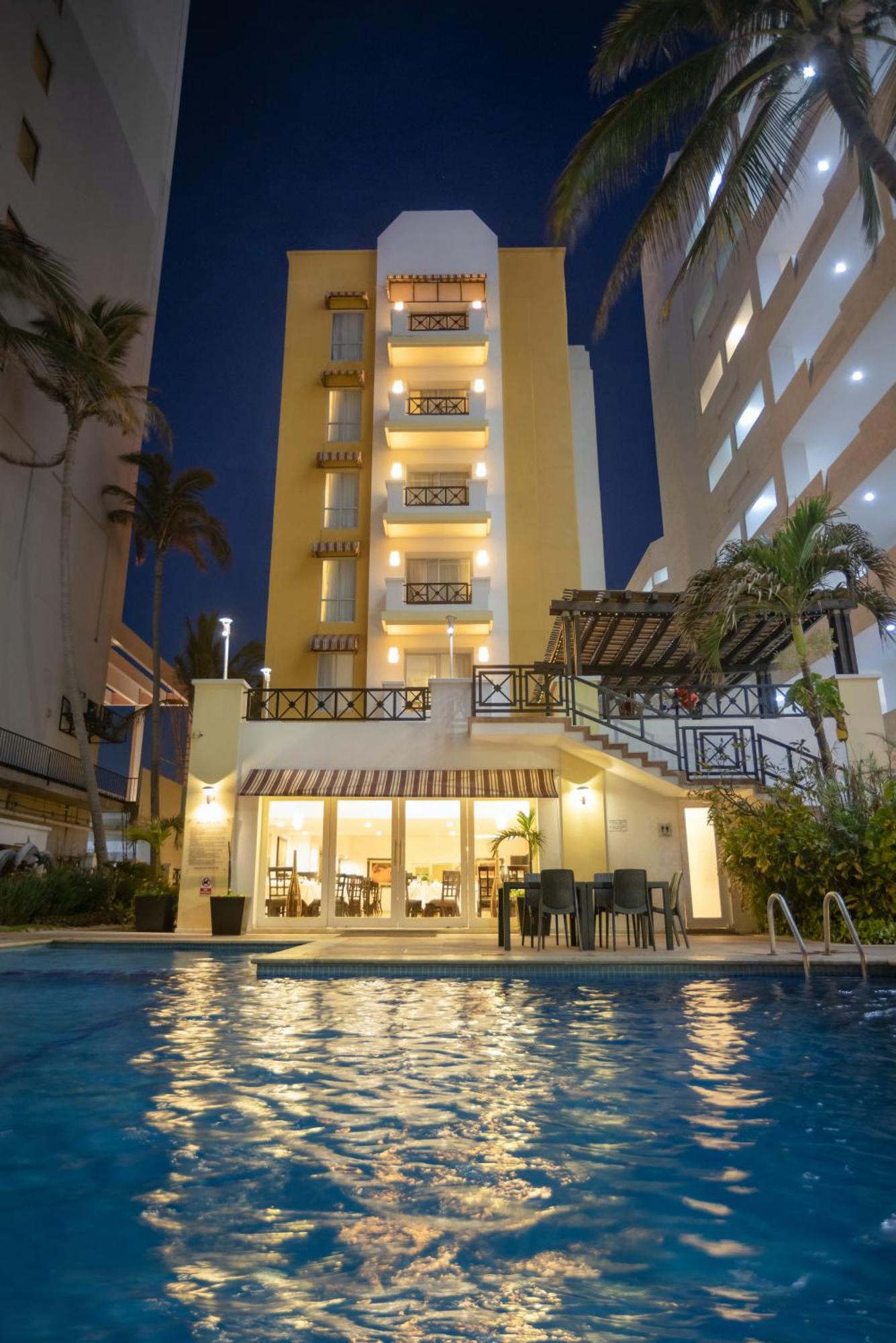 Best Western Hotel Posada Freeman Zona Dorada Mazatlán Buitenkant foto